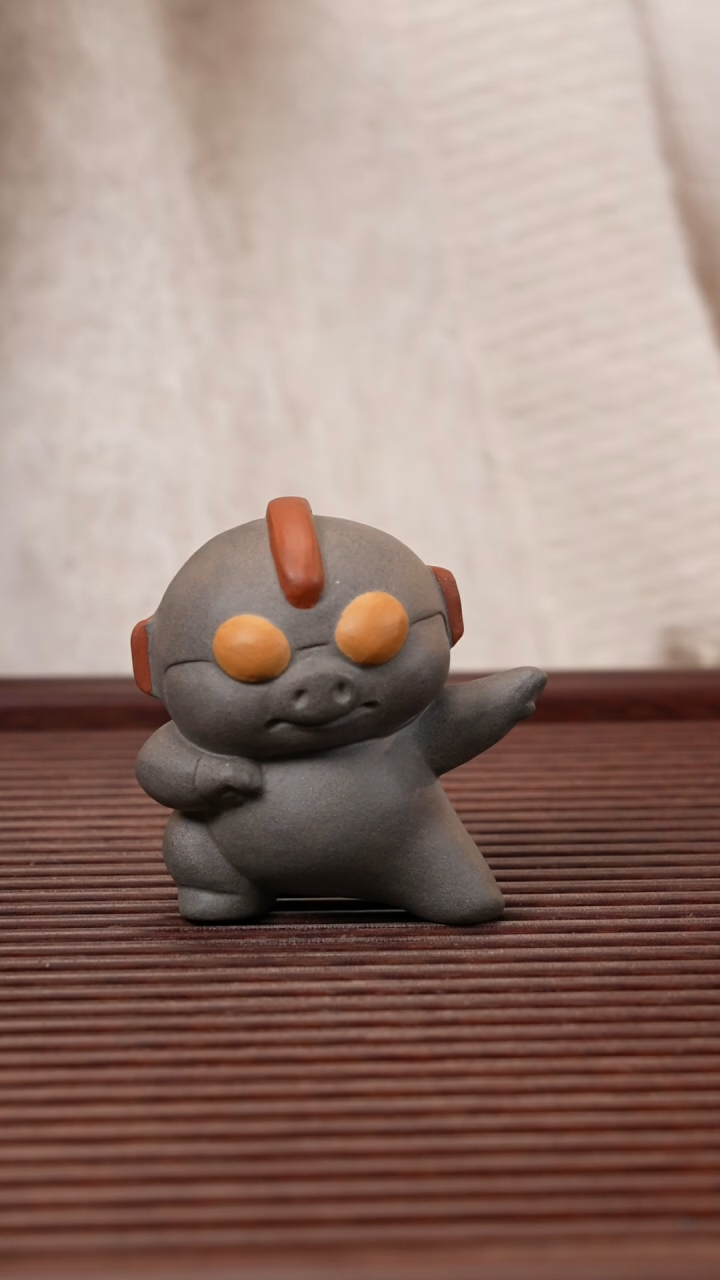 【闪购商品】紫砂茶宠奥特猪猪