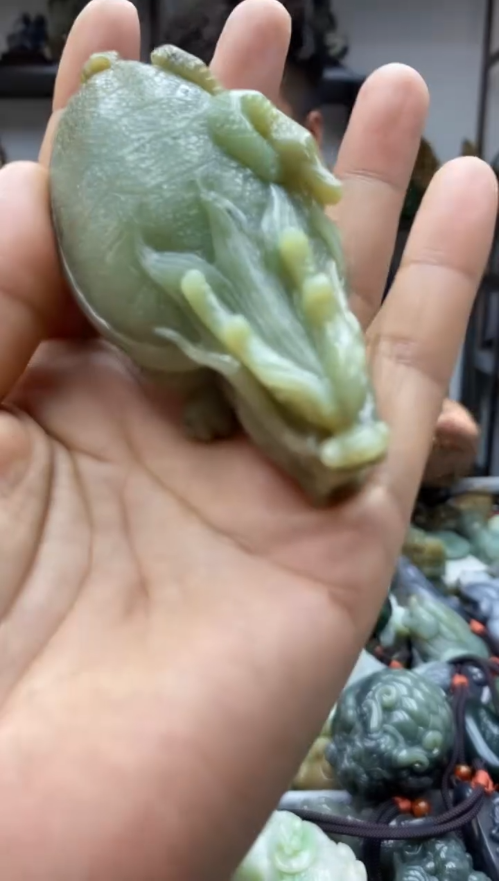 未镶嵌和田玉把件1