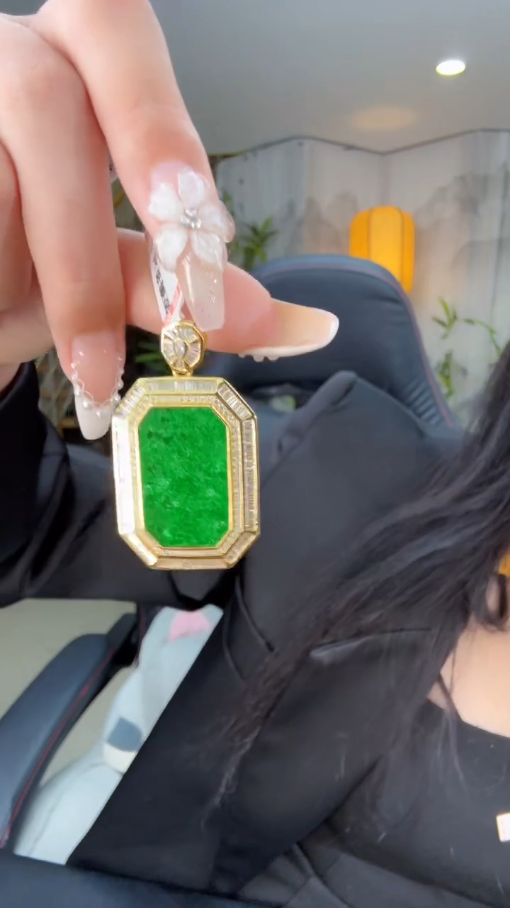 【闪购商品】翡翠吊坠(不含链)银S925镀金镶嵌天然缅甸翡翠A货吊坠