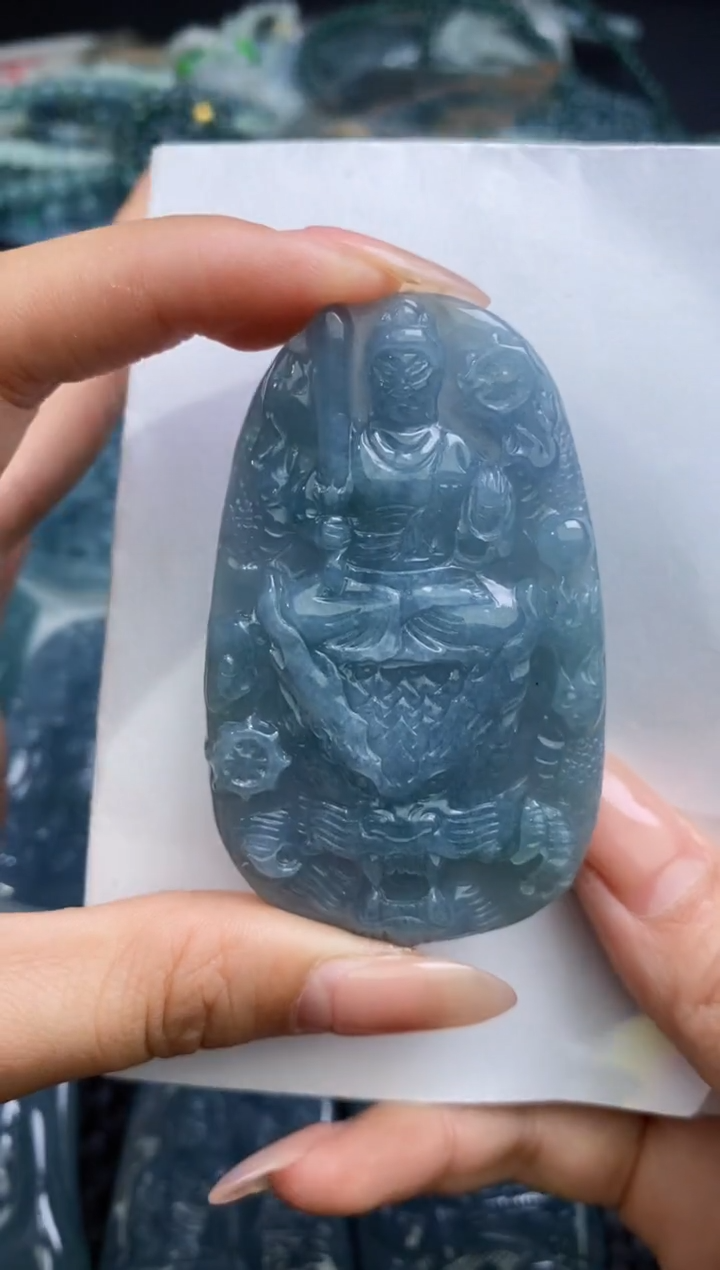【闪购商品】翡翠颈饰未镶嵌           