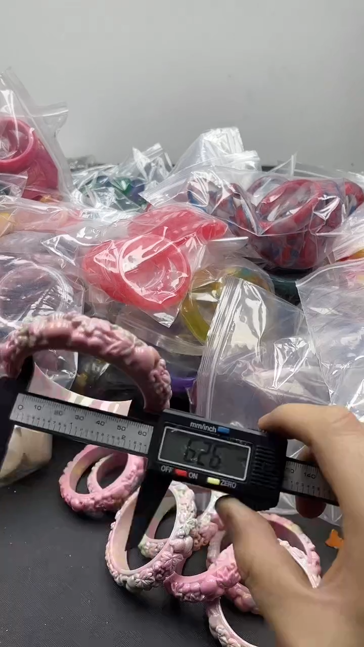 【闪购商品】硅化珊瑚手镯未镶嵌387