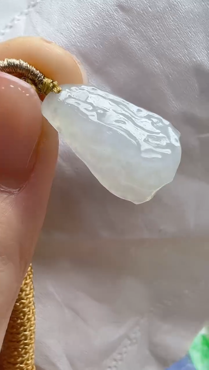 【闪购商品】翡翠吊坠(不含链)未镶嵌多样性发货拍一发一