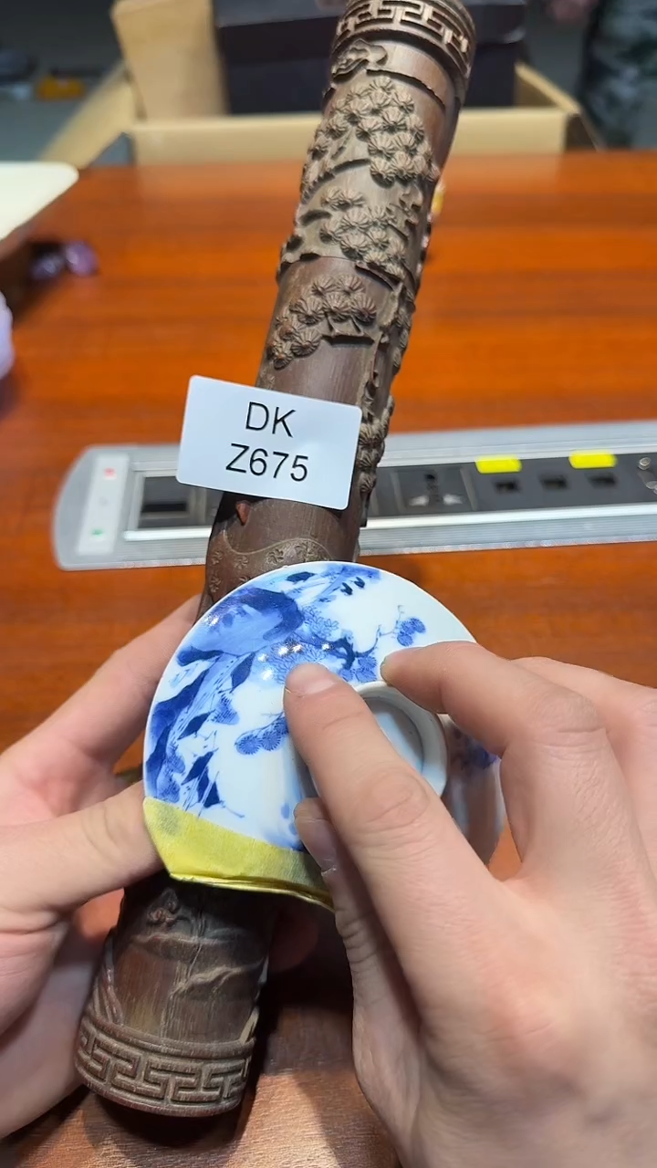 瓷片龙****宿哈哈哈哈有裂675