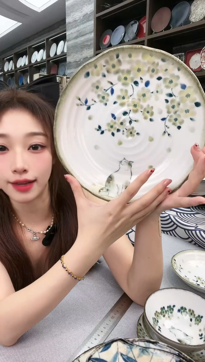 瓷花见猫深盘22cm一支