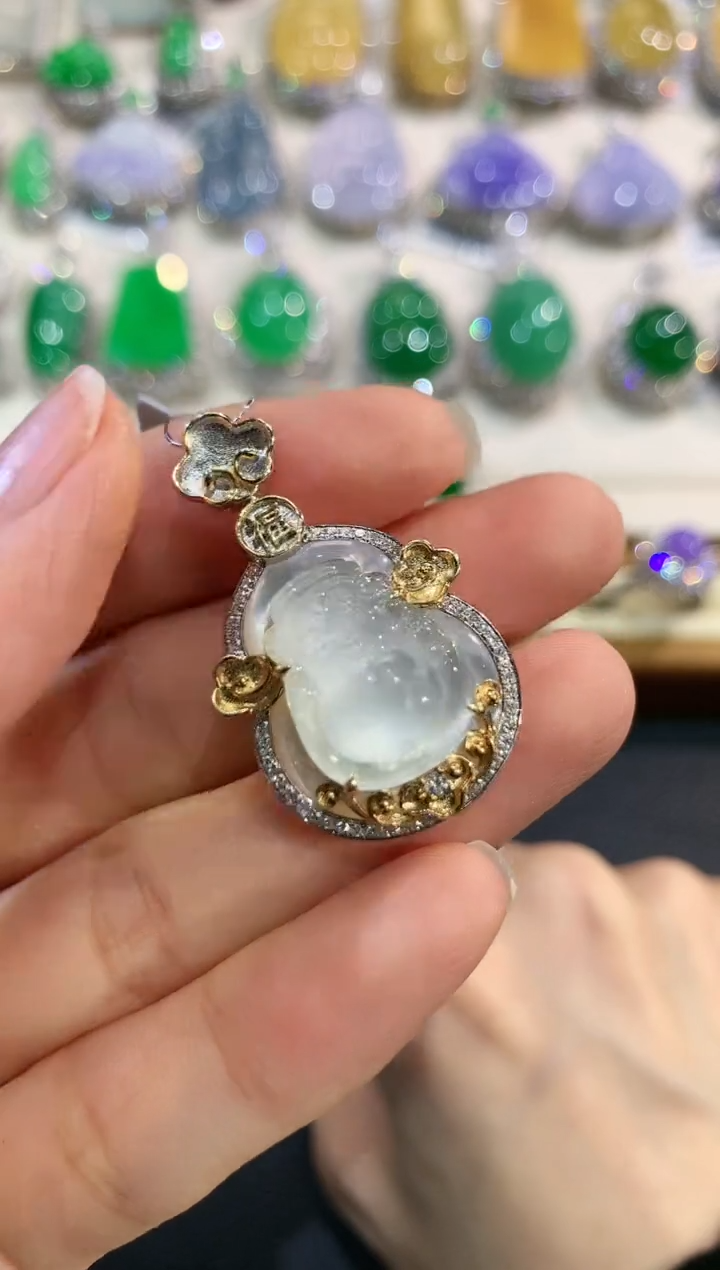 【闪购商品】翡翠吊坠(不含链)18K金镶嵌e23