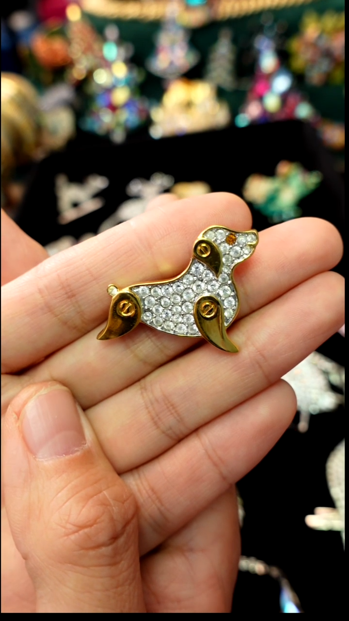 大理石铁合金无**津胸针