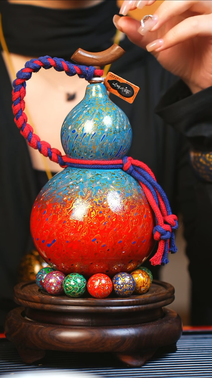 【闪购商品】JK033漆艺酒葫芦不包手串及旋转底座