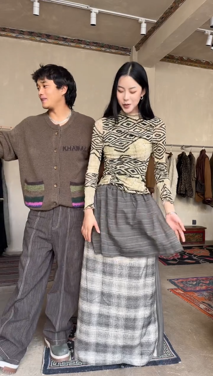 KWC26FW彩条毛衫L