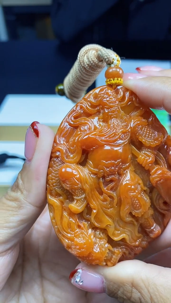 【闪购商品】翡翠颈饰未镶嵌翡翠A货