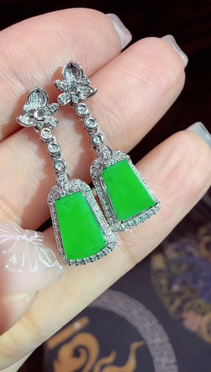 【闪购商品】翡翠耳坠18K金镶嵌耳坠