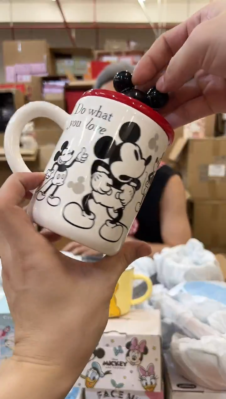 原盒米奇手稿带盖杯