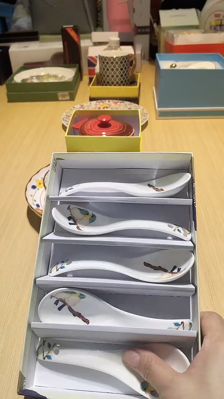 【闪购商品】瓷片锅碗瓢盆一件不剩