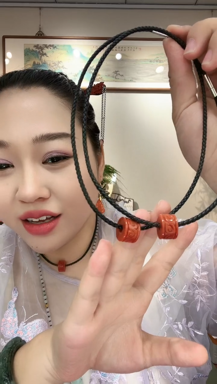 吊坠(赠链)未镶嵌翡翠多样发其一