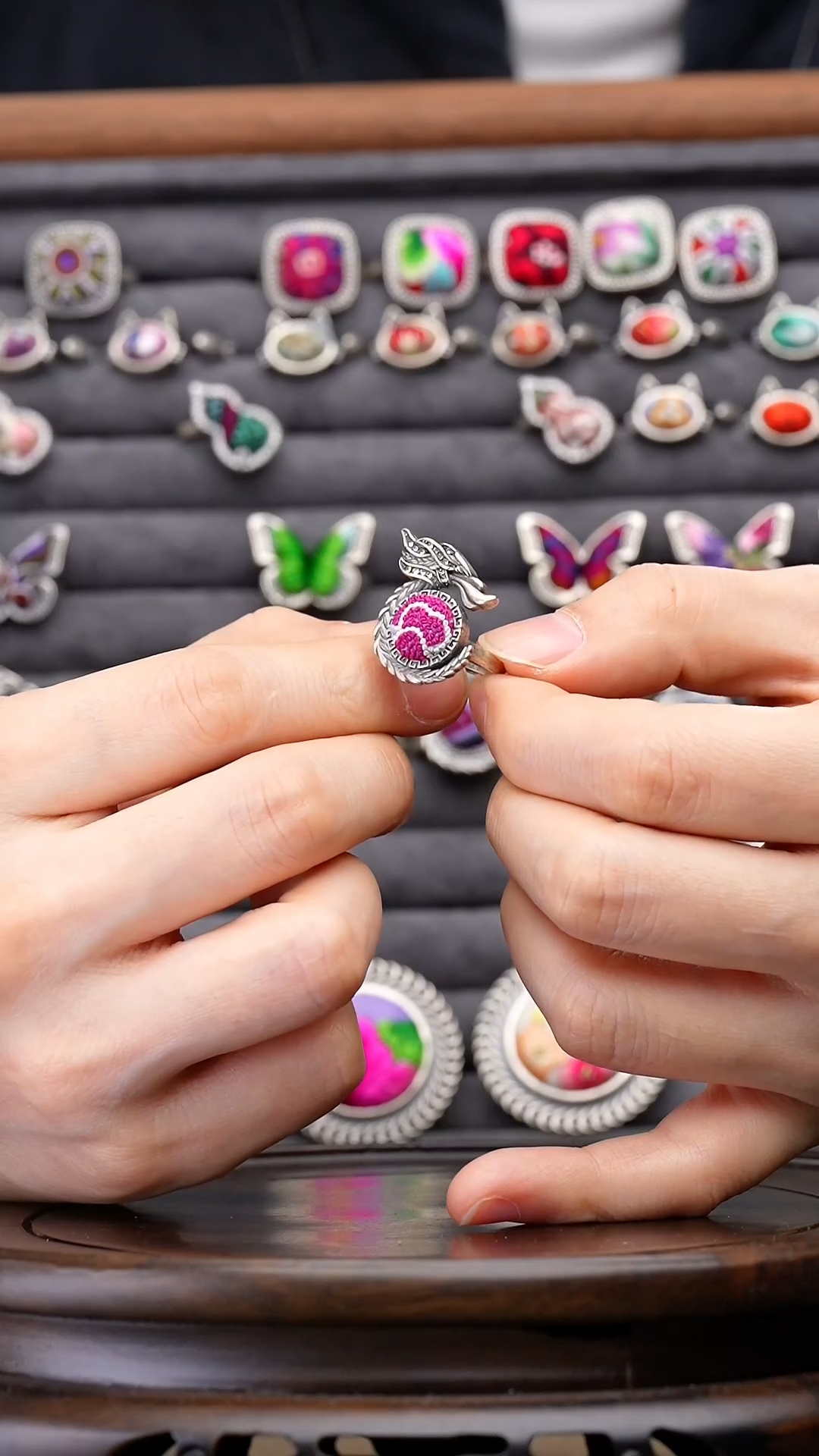 【闪购商品】刺绣黔东南苗族刺绣A23