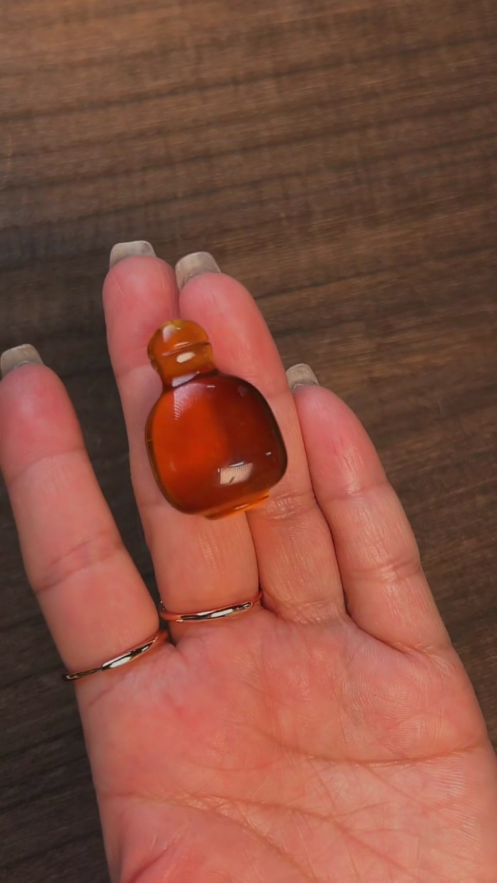 【闪购商品】琥珀颈饰未镶嵌手工雕刻件