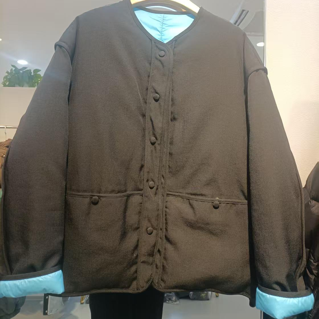 长袖宽松型拼色上衣落肩袖休闲羽绒服