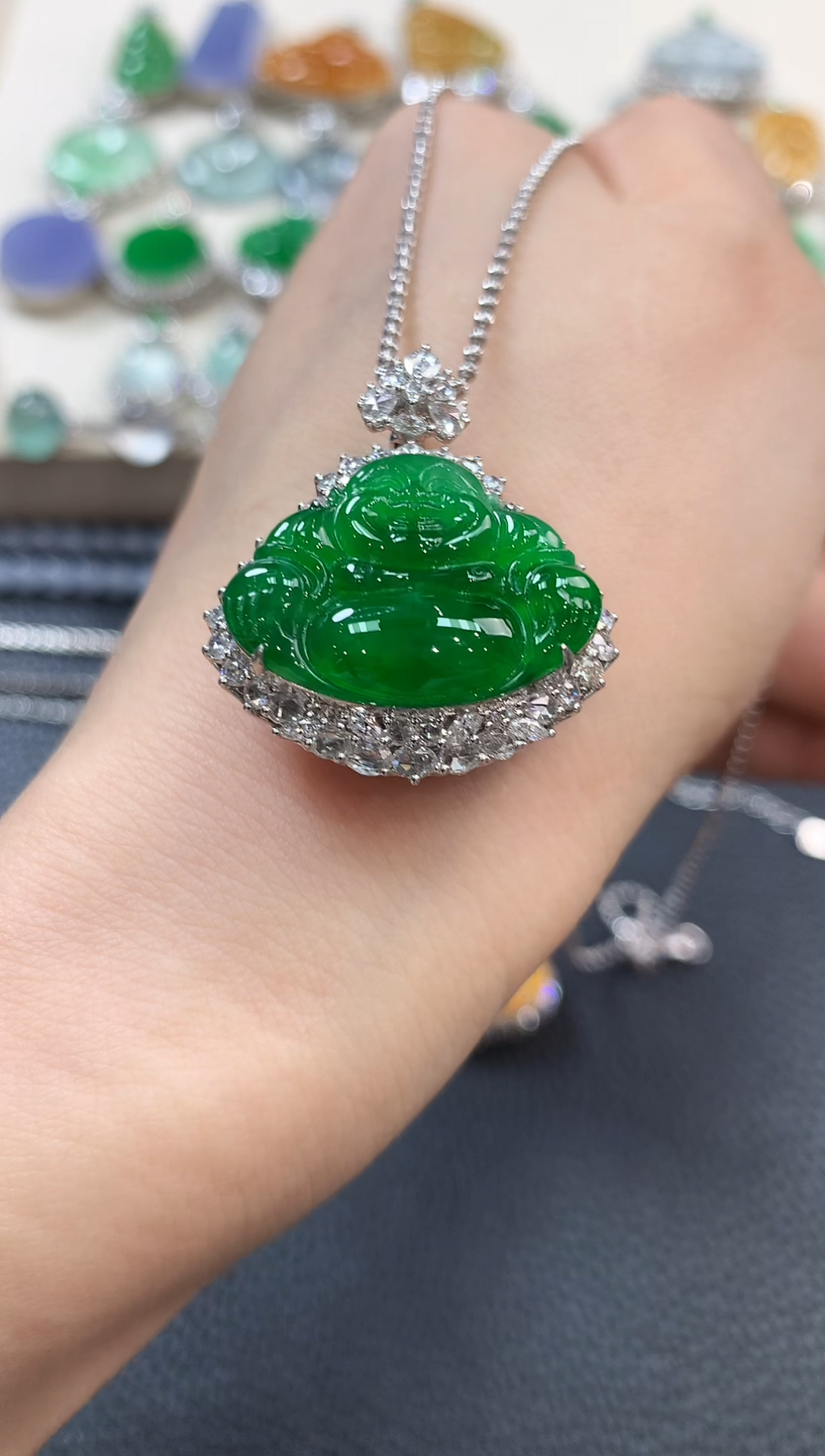 【闪购商品】翡翠吊坠(不含链)18K金镶嵌m34     