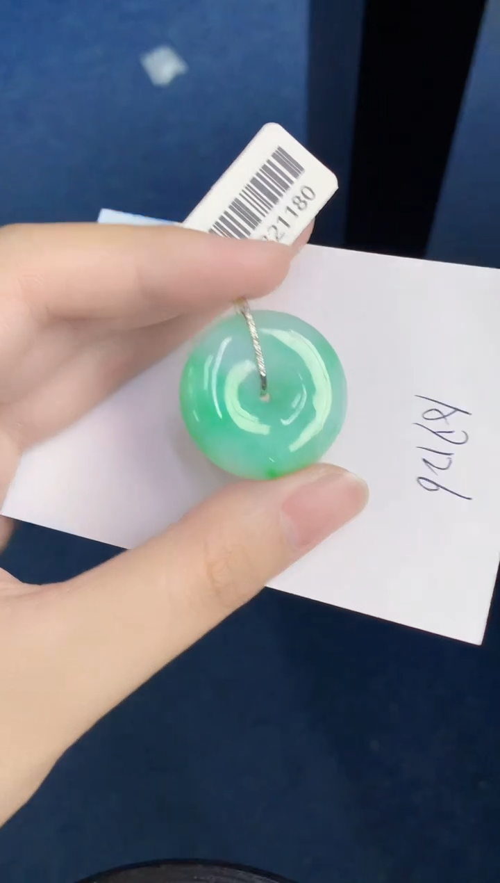 翡翠18K金镶嵌颈饰000000000