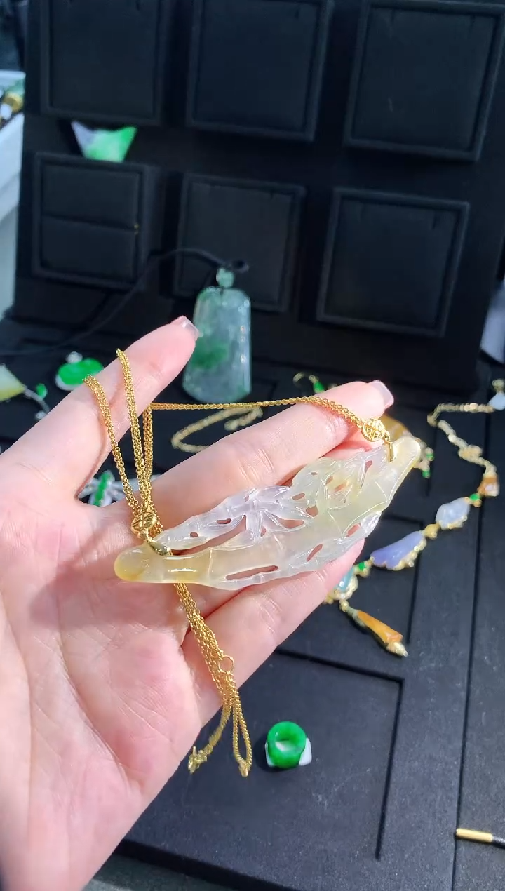 【闪购商品】翡翠颈饰18K金镶嵌一体链