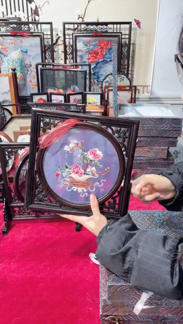 织绣精品苏绣手工刺绣，成品摆件68
