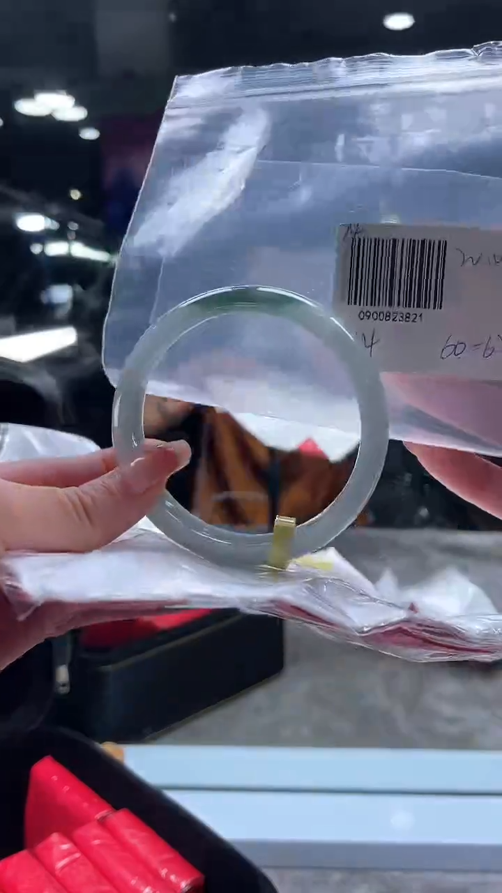 【闪购商品】翡翠手镯未镶嵌翡翠手镯