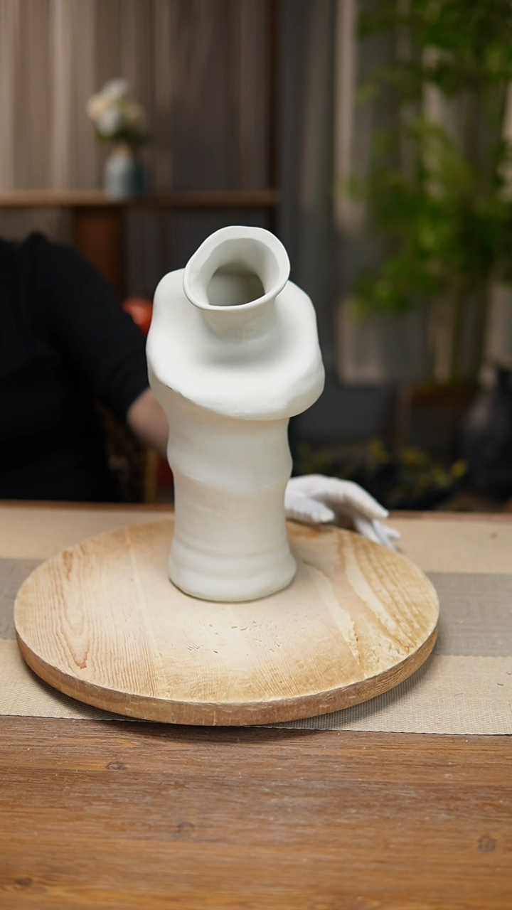 【闪购商品】花器陶瓷花瓶手捏001瑕疵