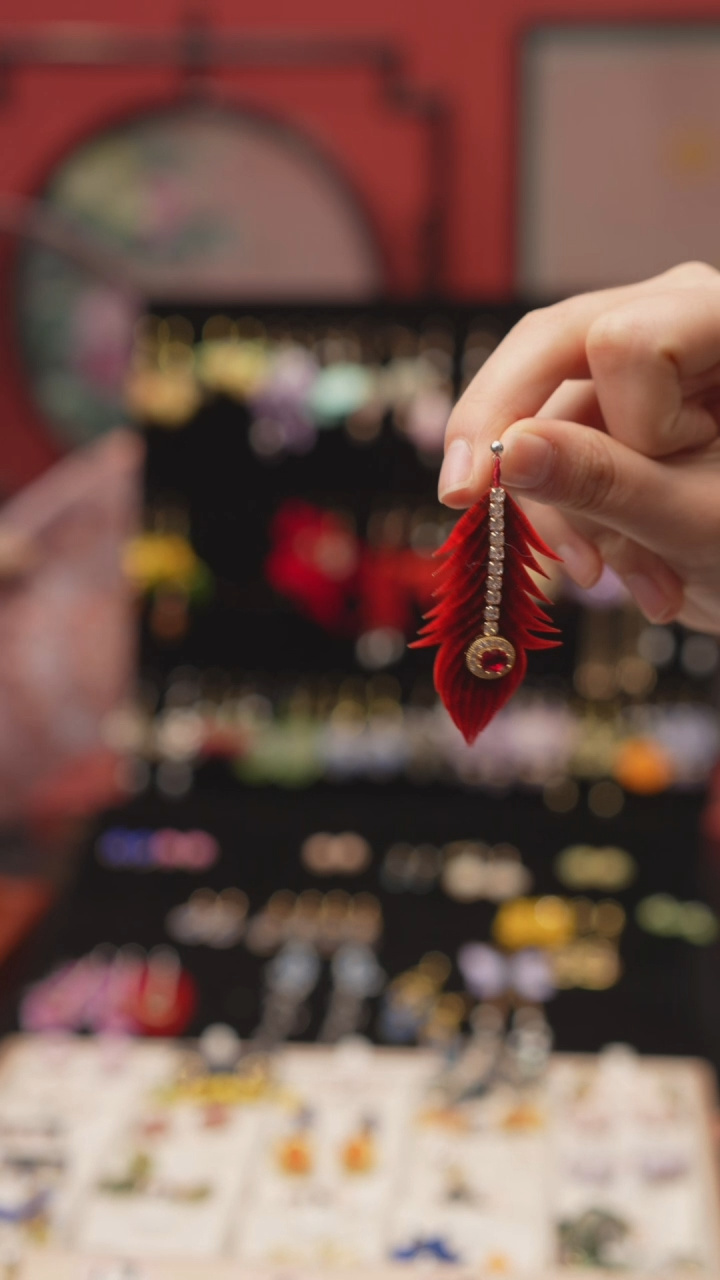 刺绣宝****女非遗手工绒花饰品