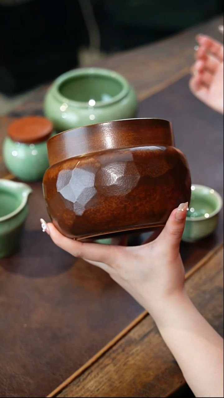 【闪购商品】瓷片王玮 锤纹系列 建水