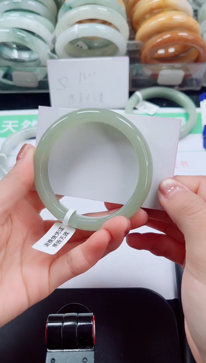 未镶嵌手镯石英质玉14-56/57