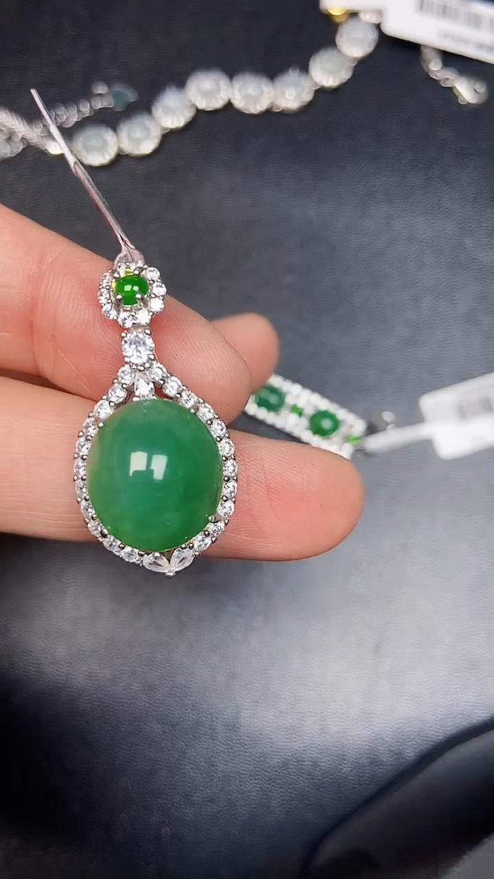 银S925镶嵌戒指翡翠7400