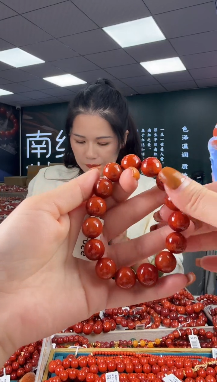 未镶嵌珠串南红玛瑙多样发其一/14/HS601203007580