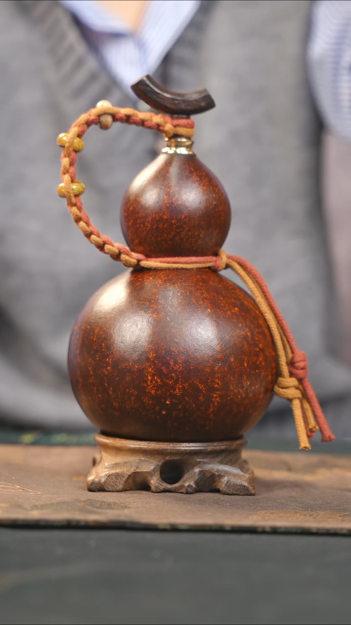 【闪购商品】WX103大漆酒葫芦不包手串及旋转底座