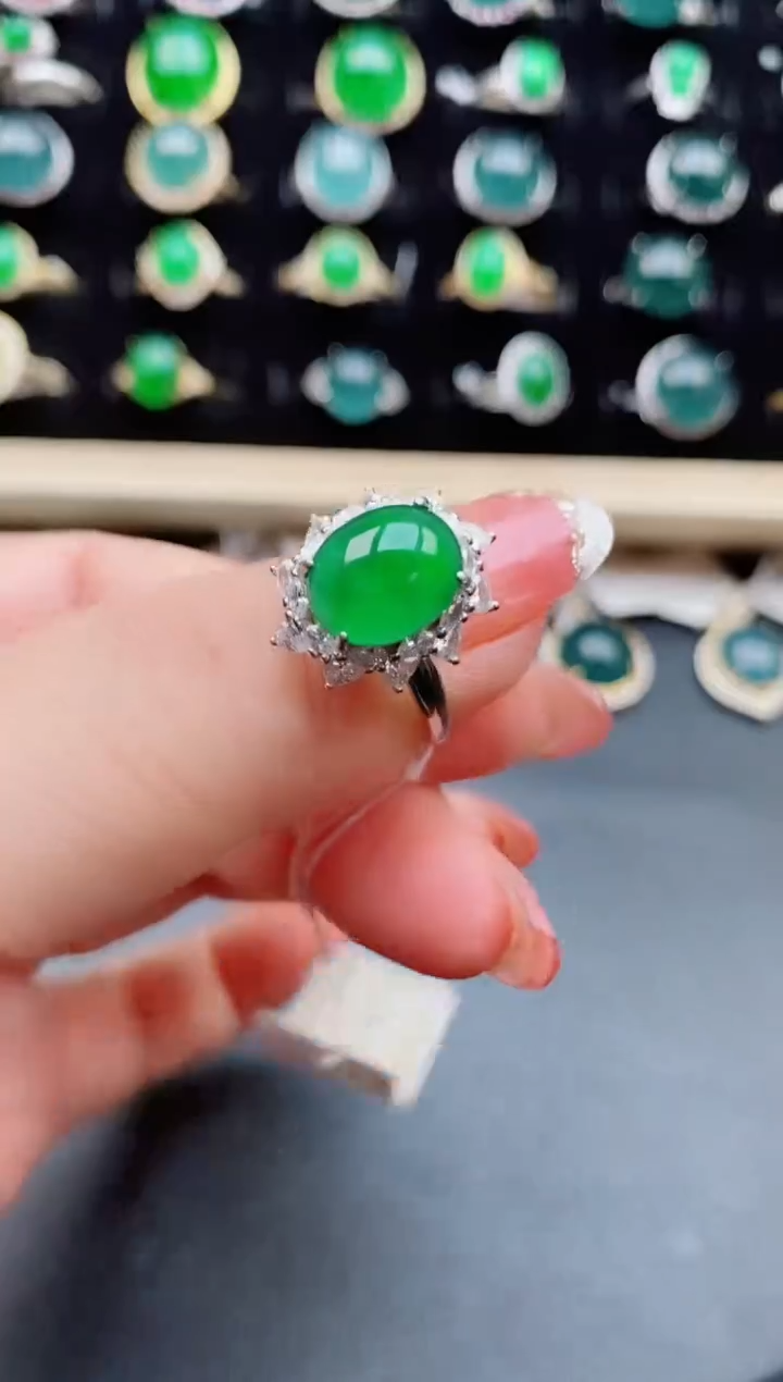 【闪购商品】翡翠戒指银S925镶嵌5085