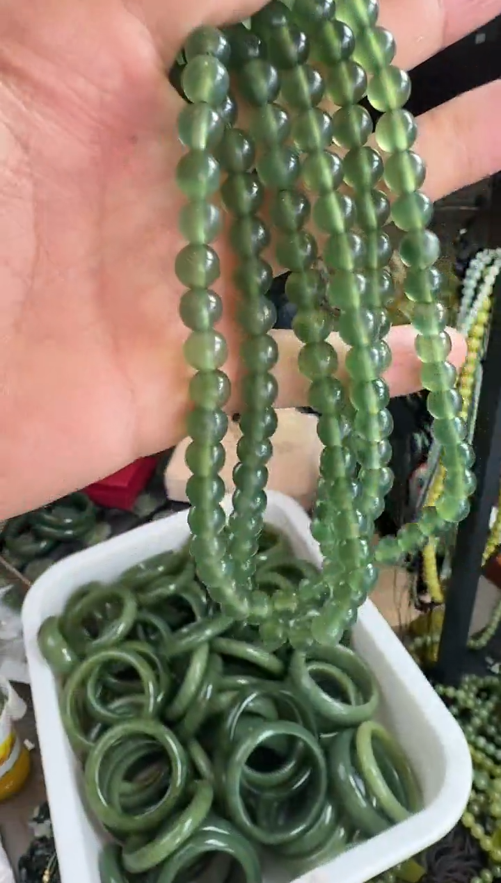 【闪购商品】岫玉颈饰未镶嵌180浅色妈妈链卡8随机发货其中一个