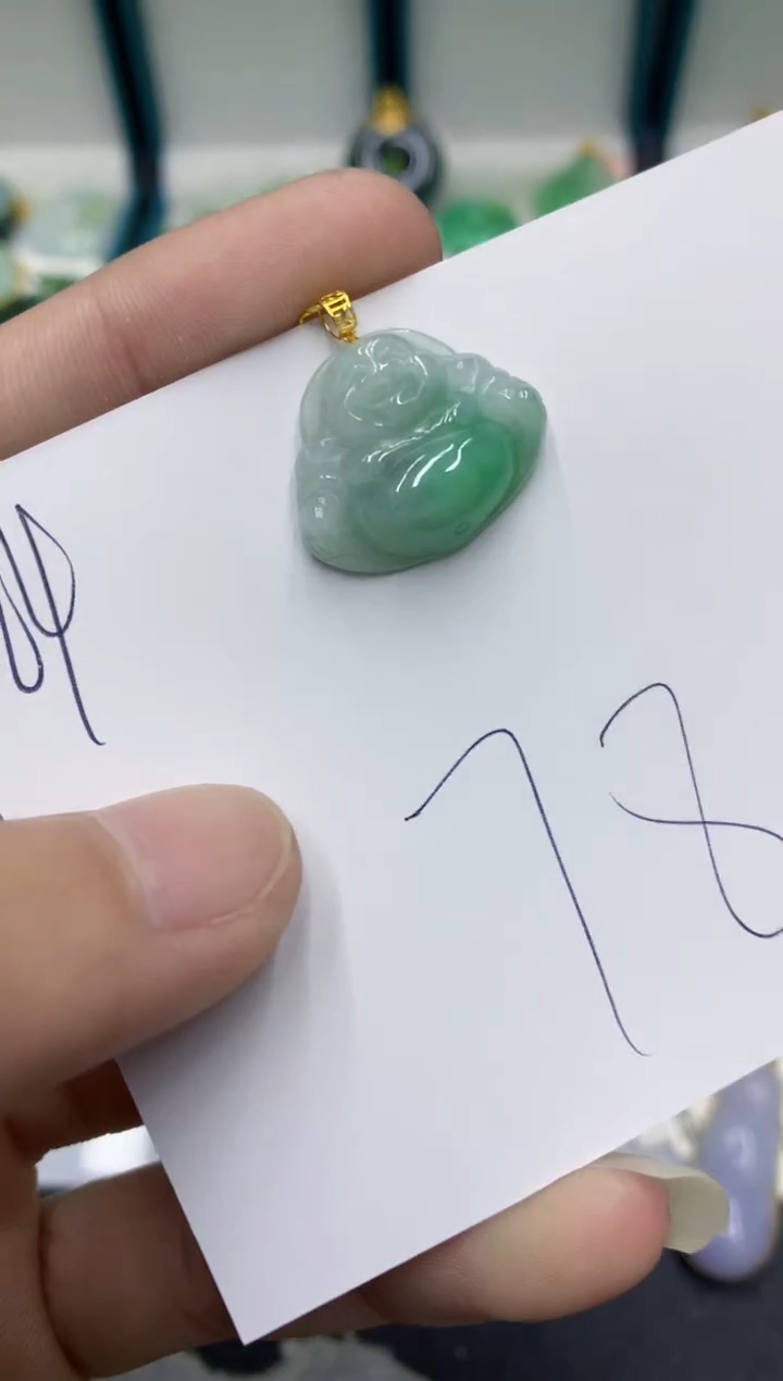 【闪购商品】翡翠颈饰18K金镶嵌翡翠