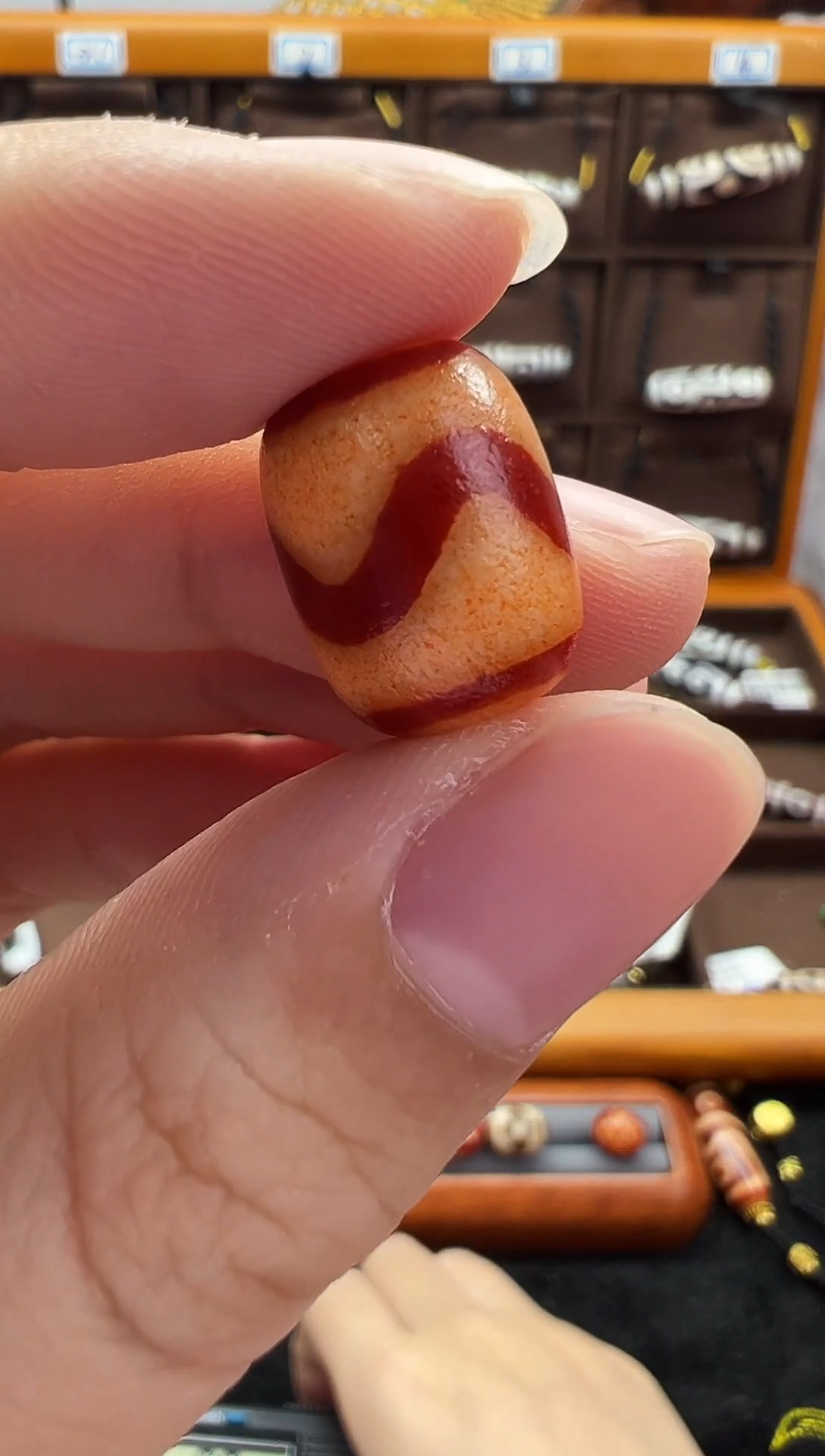 玛瑙/玉髓（覆膜）颈饰未镶嵌142.(微瑕)