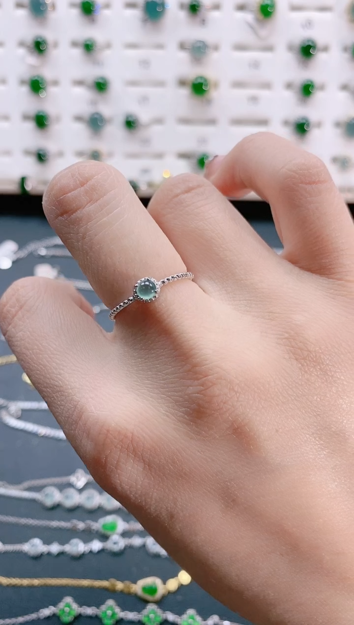 【闪购商品】翡翠戒指银S925镶嵌天然翡翠