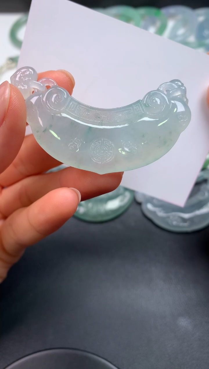 未镶嵌定制翡翠刘*玫0182056434（4.6*19.6*6）