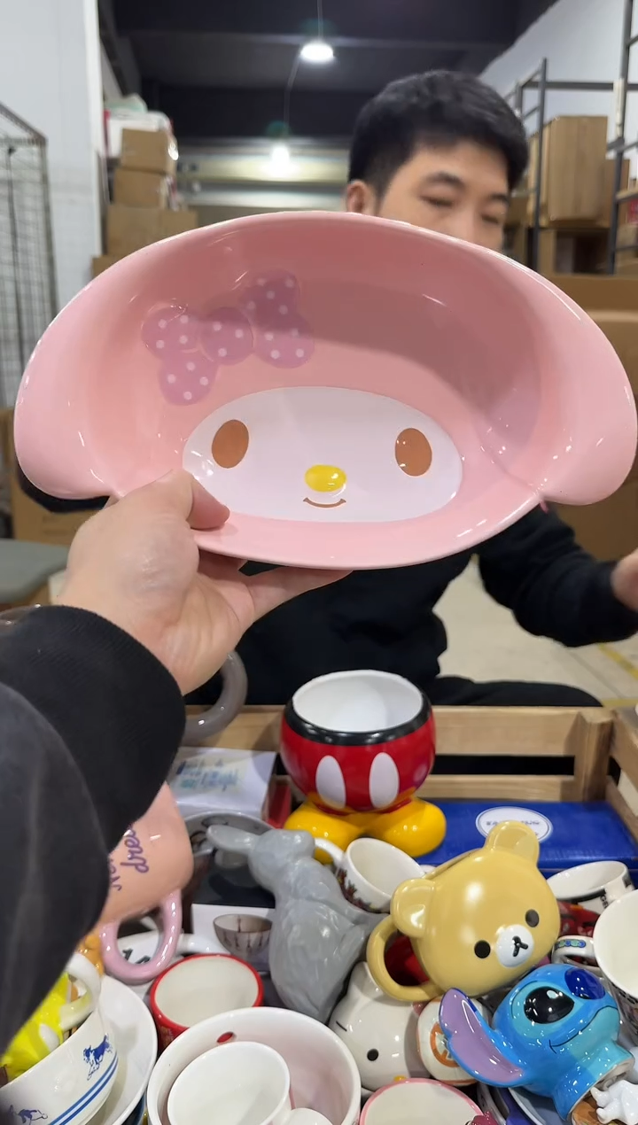 瓷片B款大号美乐蒂深碗