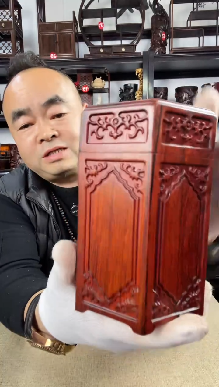 木老李红木工艺品782瑕疵