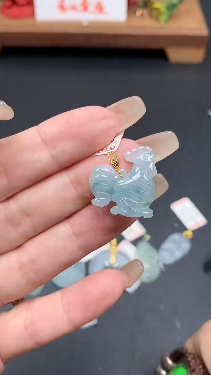 【闪购商品】翡翠吊坠(不含链)18K金镶嵌MS152751