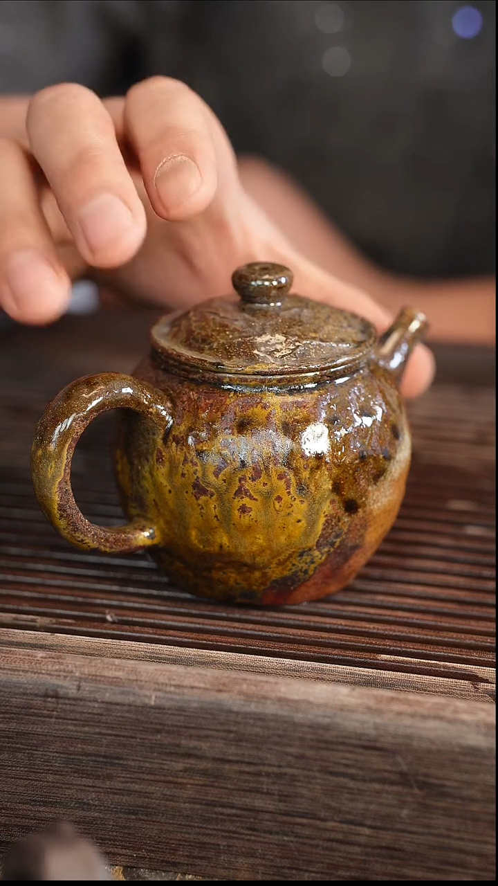 茶壶紫砂44               210cc