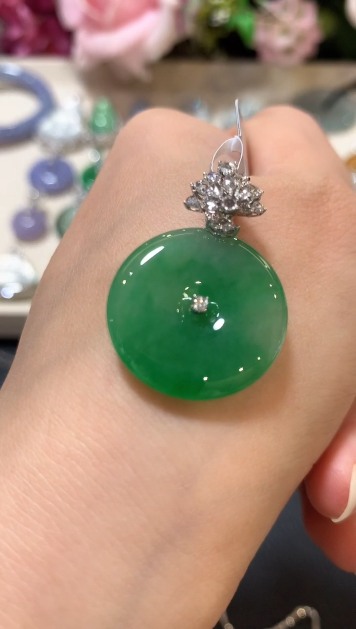 吊坠(不含链)18K金镶嵌翡翠z108  