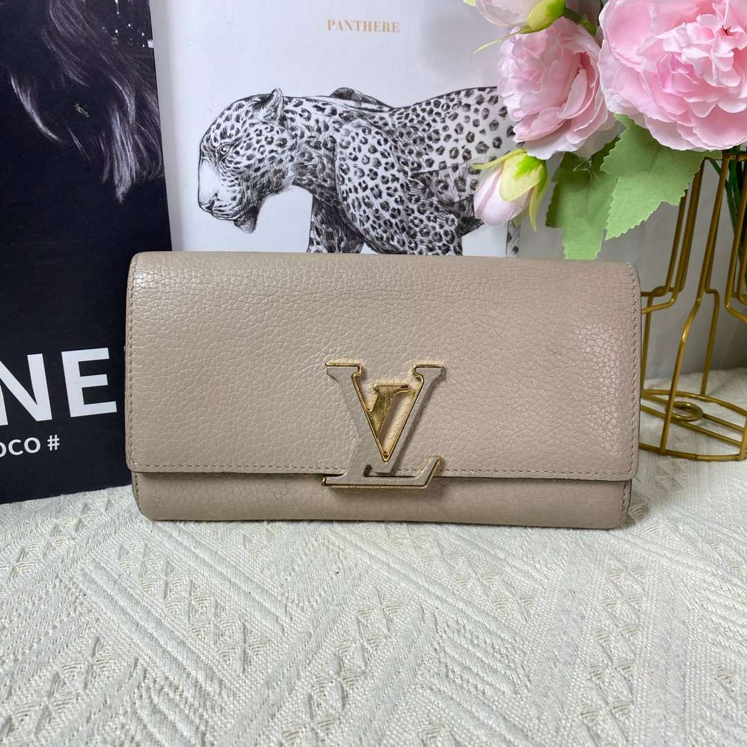 95新 LouisVuitton/路易威登 lv capucines钱包 12219411