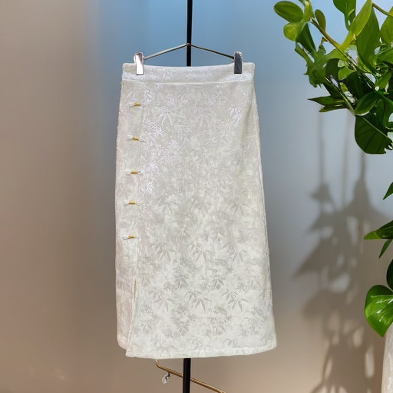 高端丝绒压花小个子气质百搭冬款加绒加厚直筒半身裙2025新品