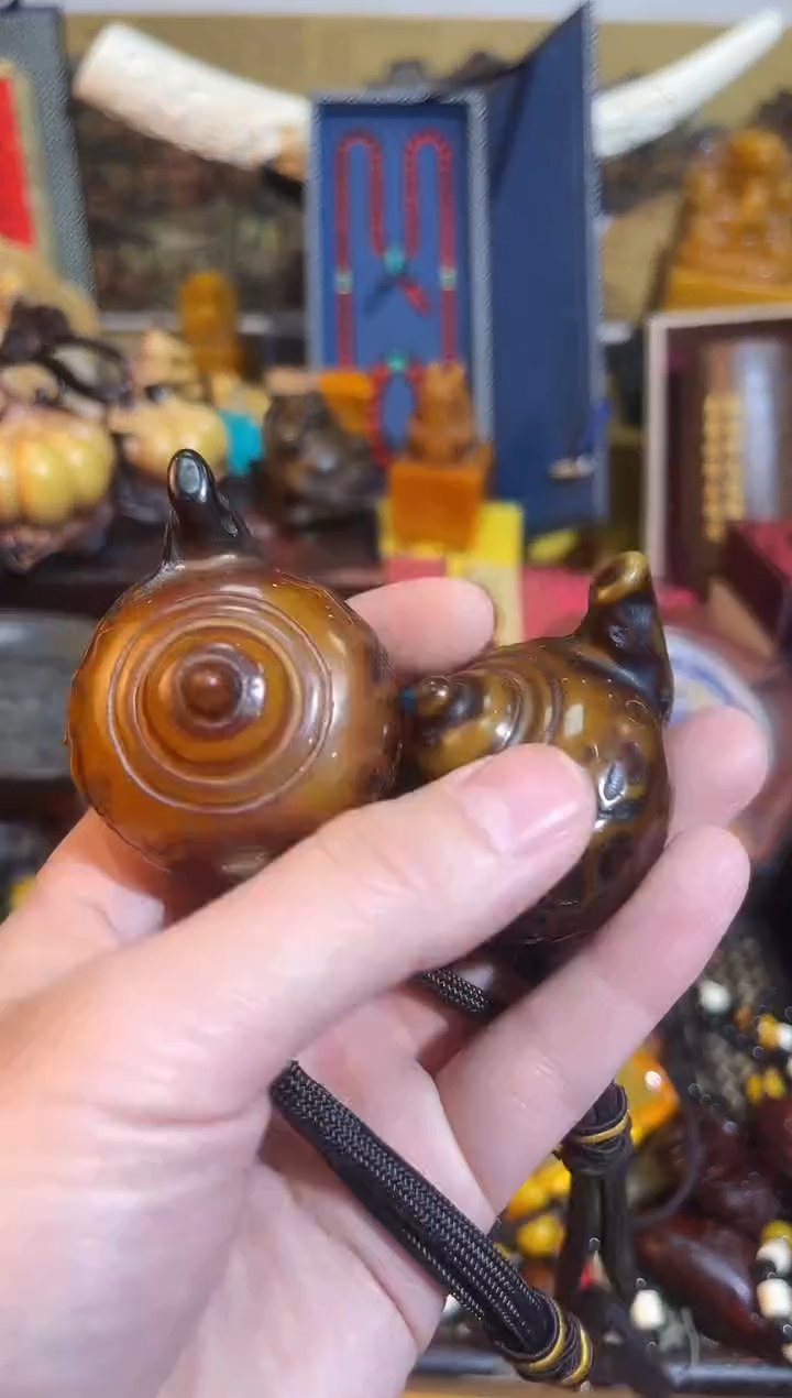 【闪购商品】蜜蜡裸石未镶嵌0330一个业业业业业业业业