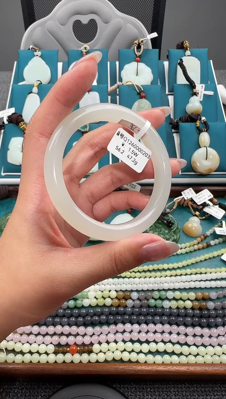 未镶嵌手镯和田玉Q56.2