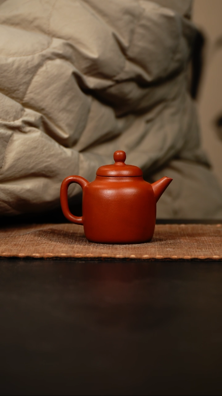 【闪购商品】紫砂茶壶极直壶朱泥70cc