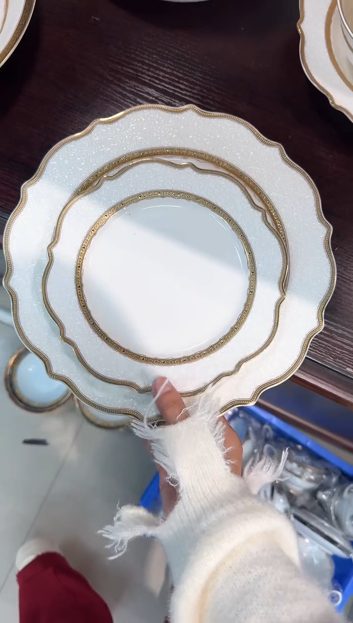 【闪购商品】瓷片大小盘 春节活动福利价