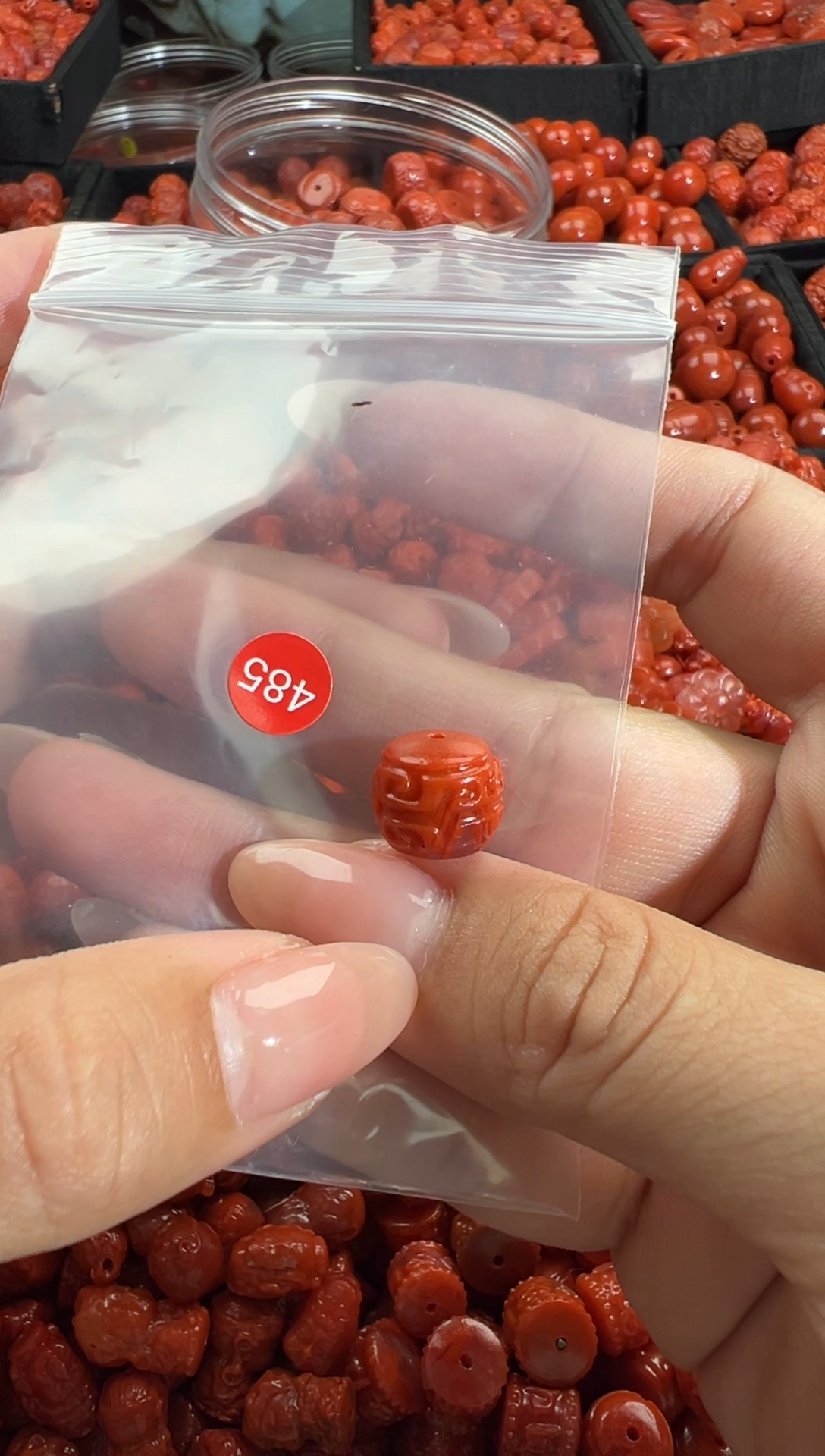 颈饰未镶嵌南红玛瑙1